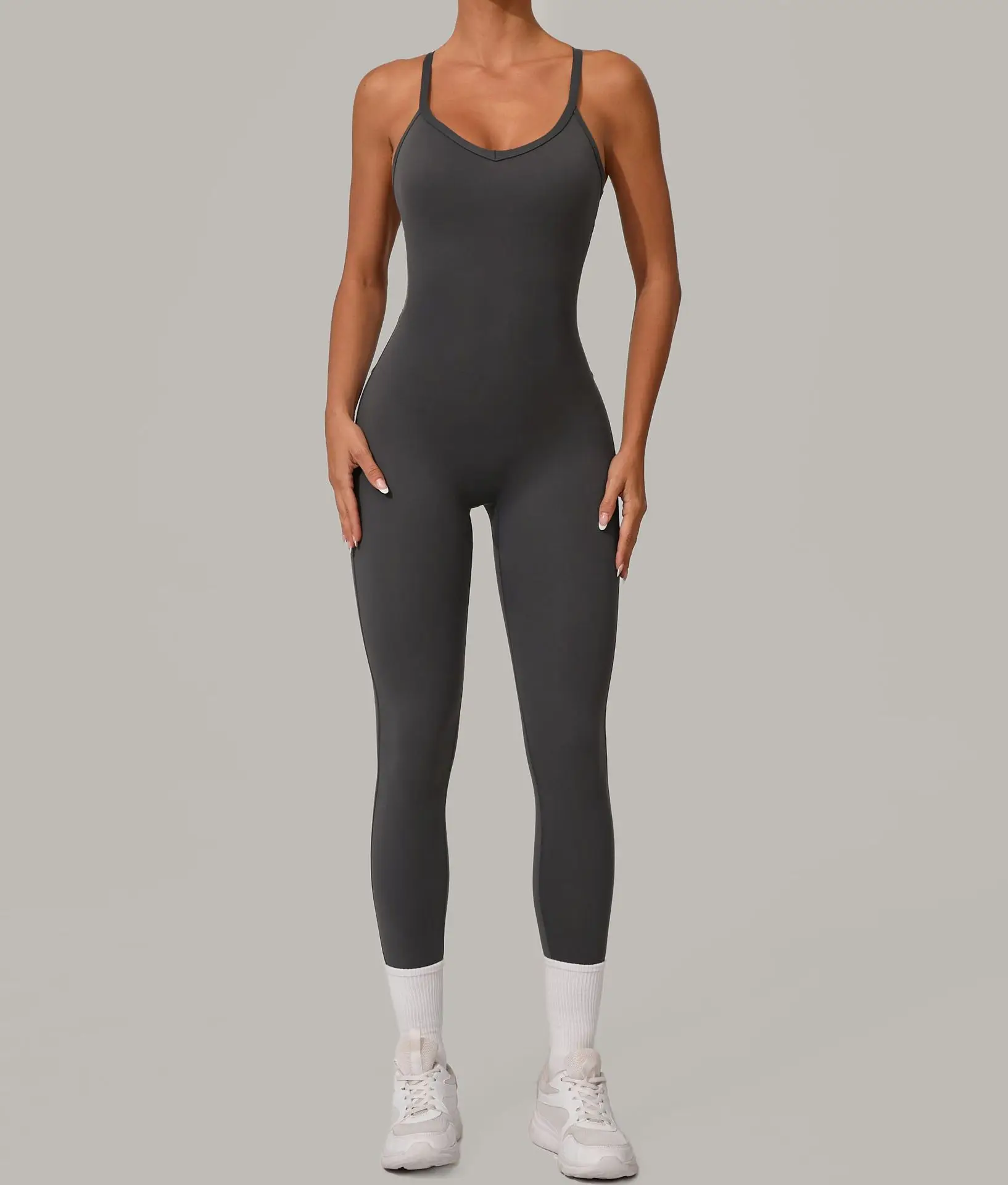 Mono cruzado espalda abierta