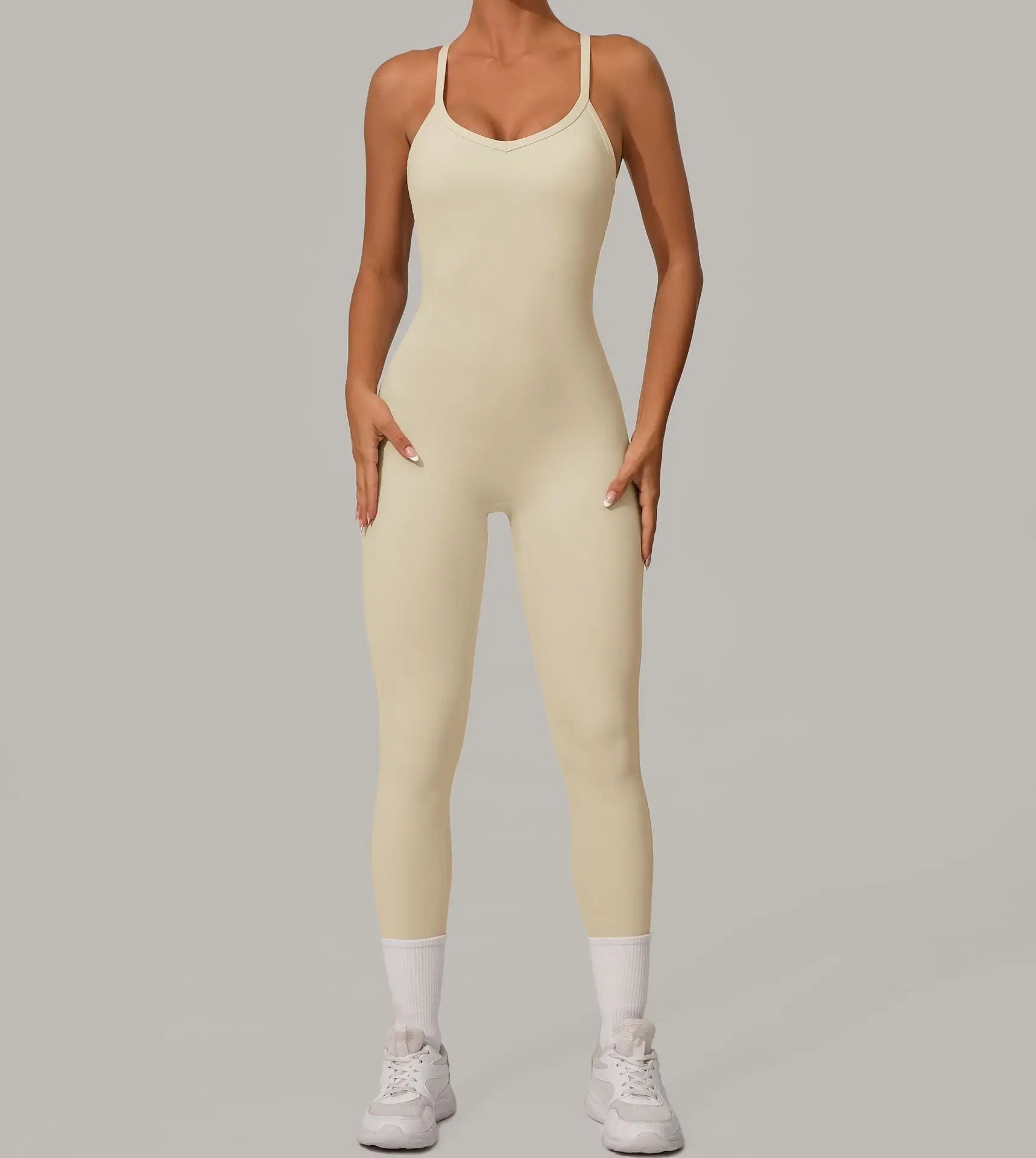 Mono cruzado espalda abierta